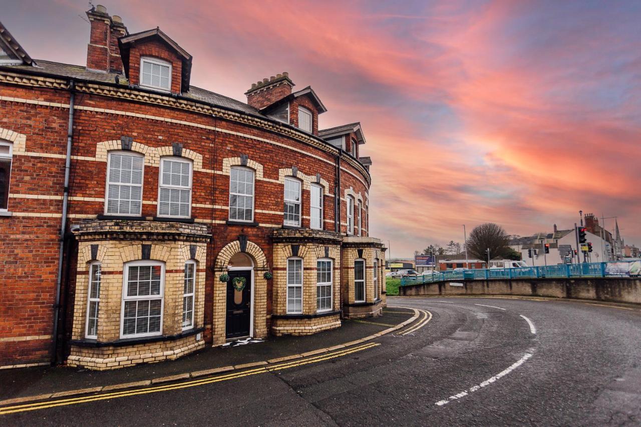 The Crescent Townhouse Villa Lisburn Exterior photo